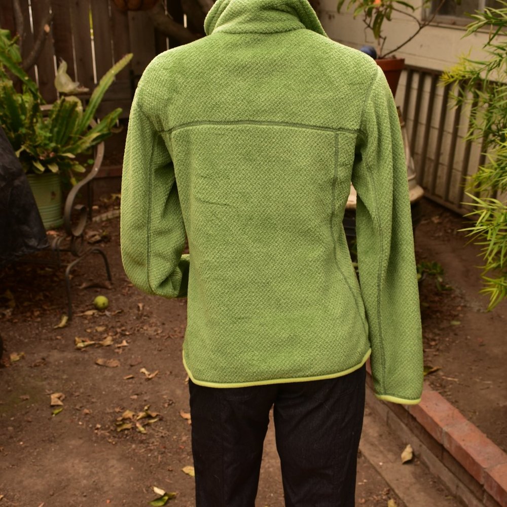 Patagonia Snap Tee Synchilla Size Small - image 5